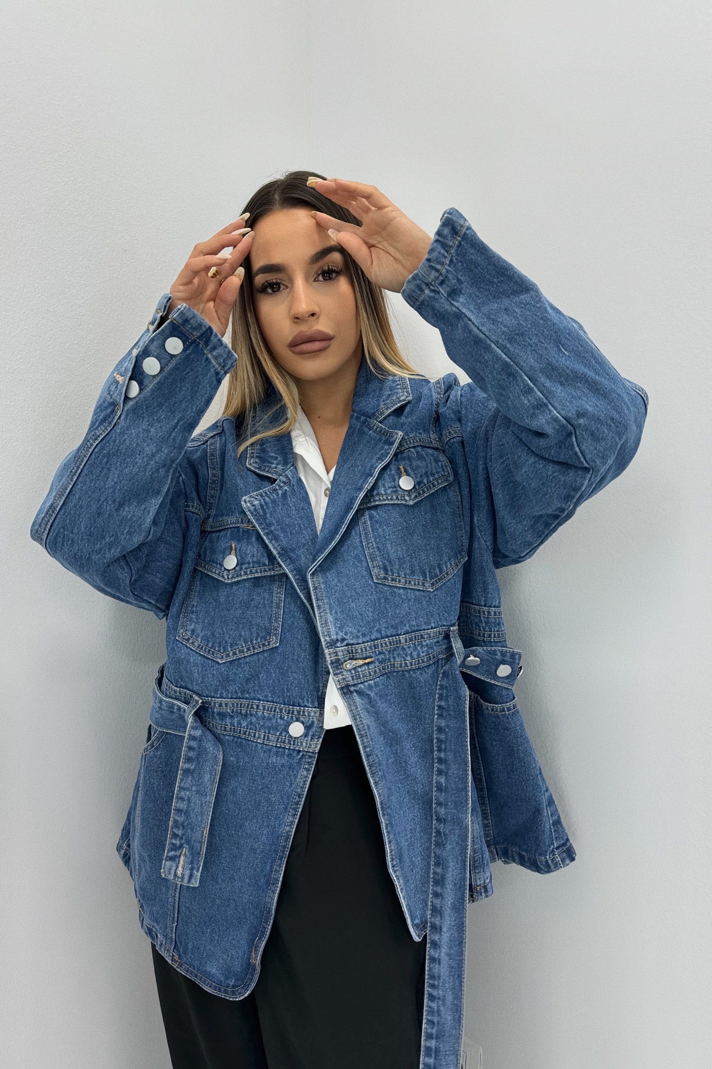 CHAQUETA DENIM CINTURÓN