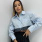 CAMISA CROPPED COMBINADA CON DENIM